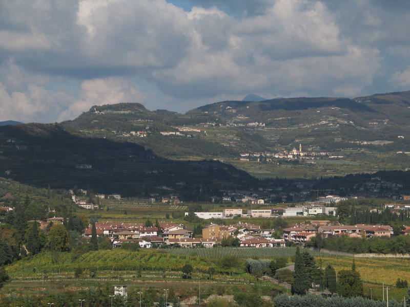 Monte Castelon di Marano di Valpolicella, una storia che sfida i secoli