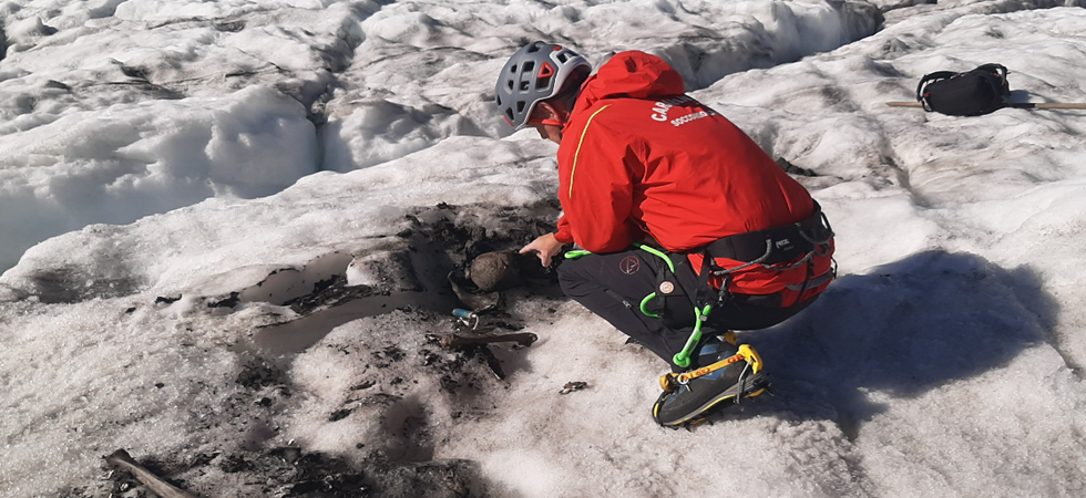 Adamello, dai ghiacci della Vedretta di Lares riemergono i resti di un soldato austro-ungarico caduto nella Grande Guerra