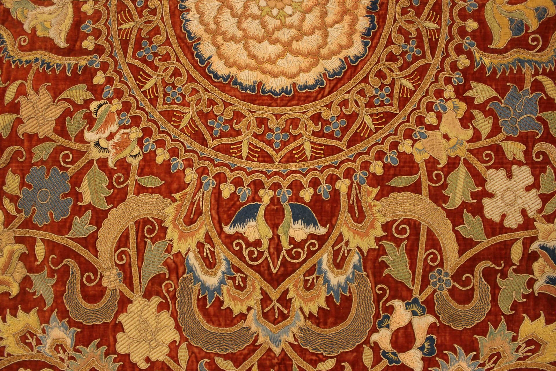 Né persiano, né turco, né europeo: l’origine del tappeto di Palazzo Pitti è cinese