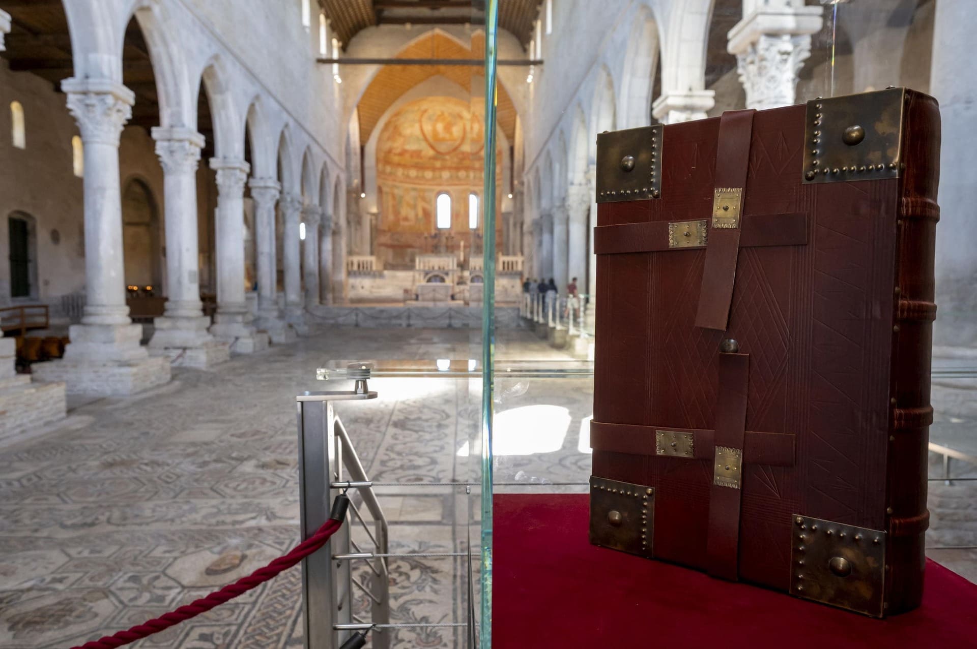 Bibbia di Aquileia, presentato il primo volume del facsimile del celebre manoscritto