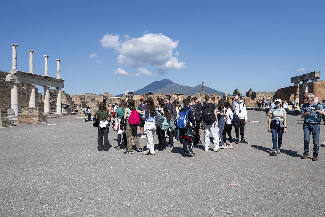 Pompei si prepara all’estate: eventi, aperture serali e una nuova scala esterna per l’Antiquarium