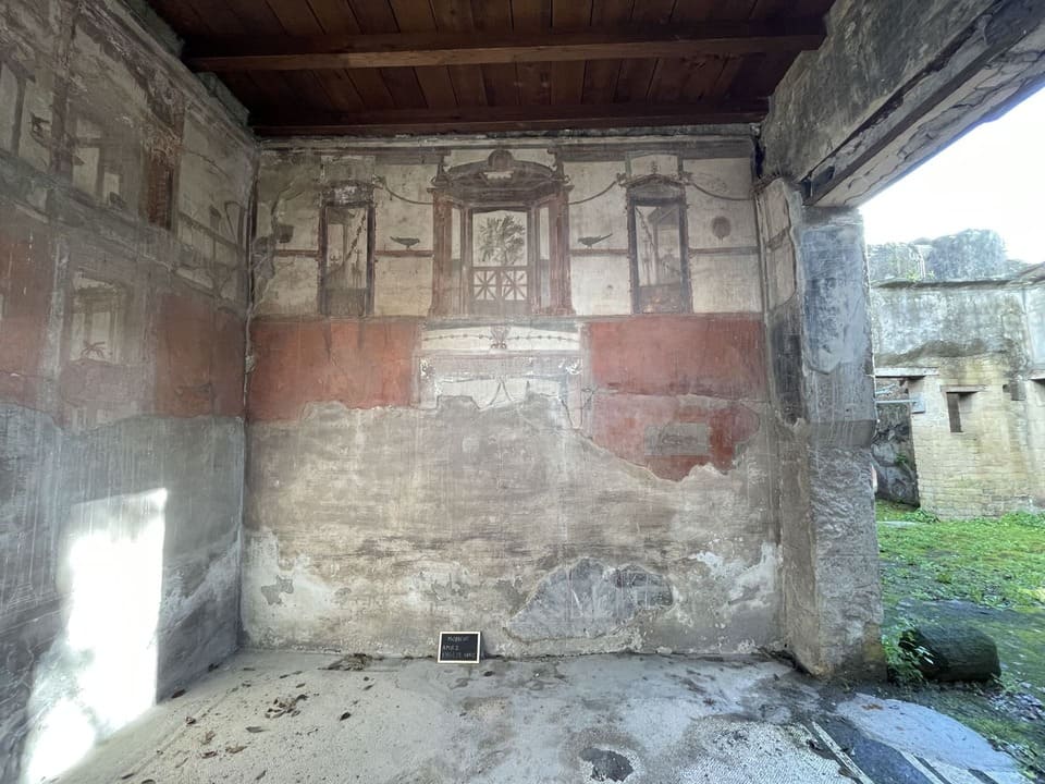 Ercolano, riapre la Casa del Mobilio Carbonizzato: dopo trent’anni torna visitabile una delle domus più suggestive