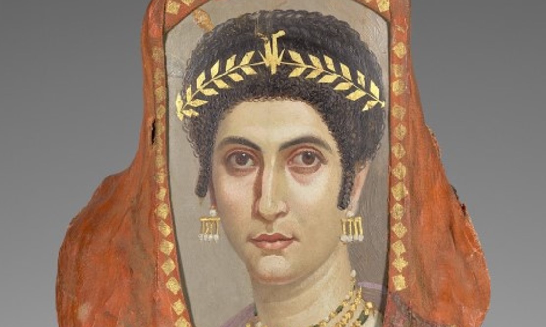 Roma, i ritratti del Fayum in mostra all’Ara Pacis: 50 volti antichi arrivano dall’Egitto