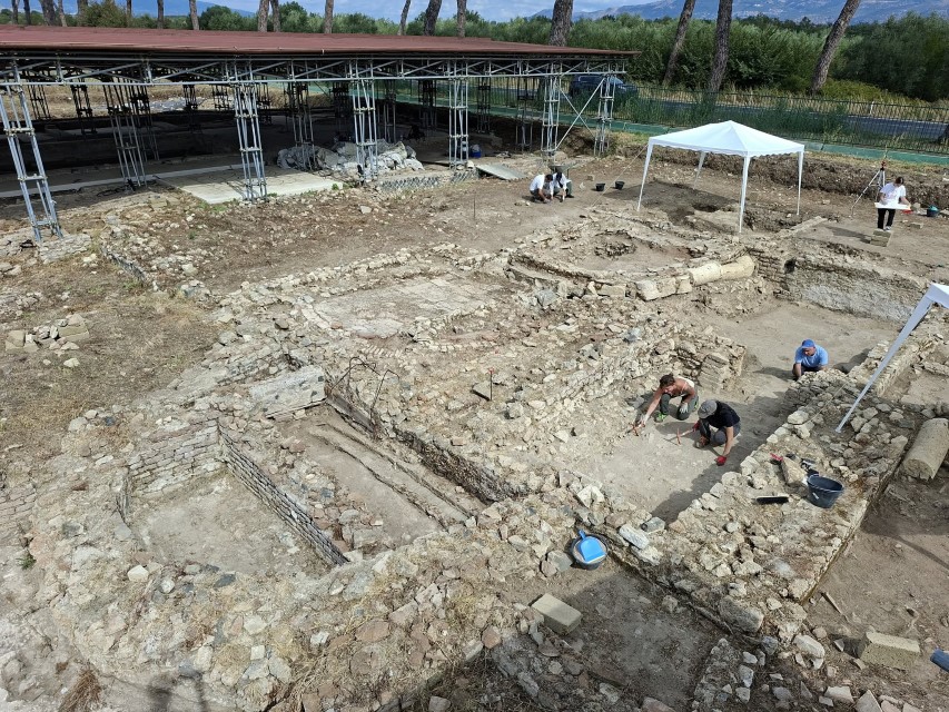 Tres Tabernae, riprendono gli scavi nella chiesa paleocristiana sulla via Appia